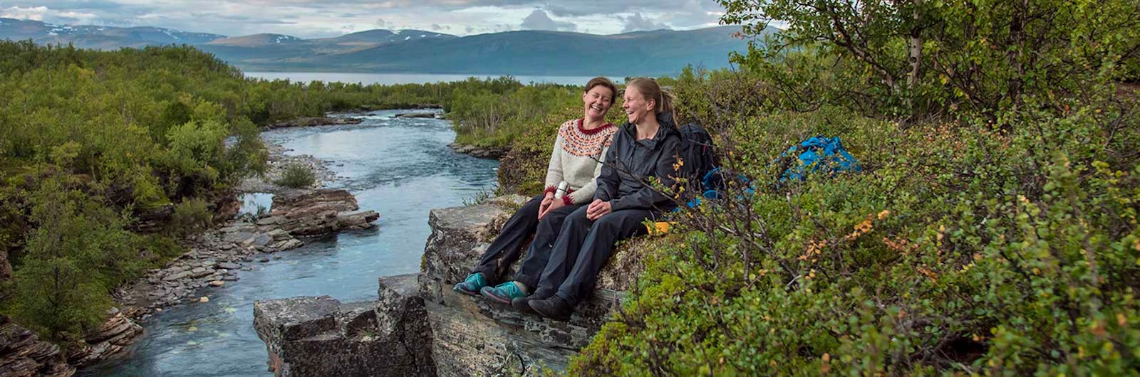 Two happy women on Kungsleden