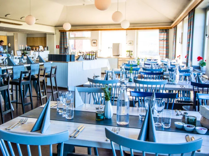 Table and chairs at restaurant Kungsleden in Abisko.