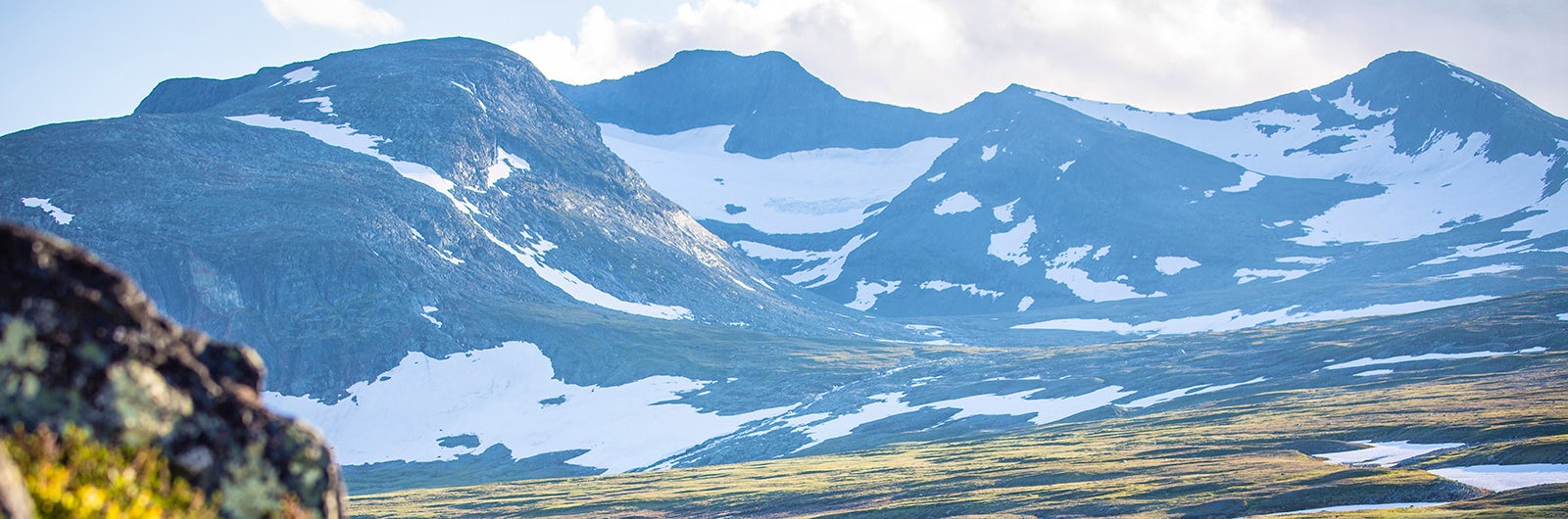 A beautiful view over the mountains.