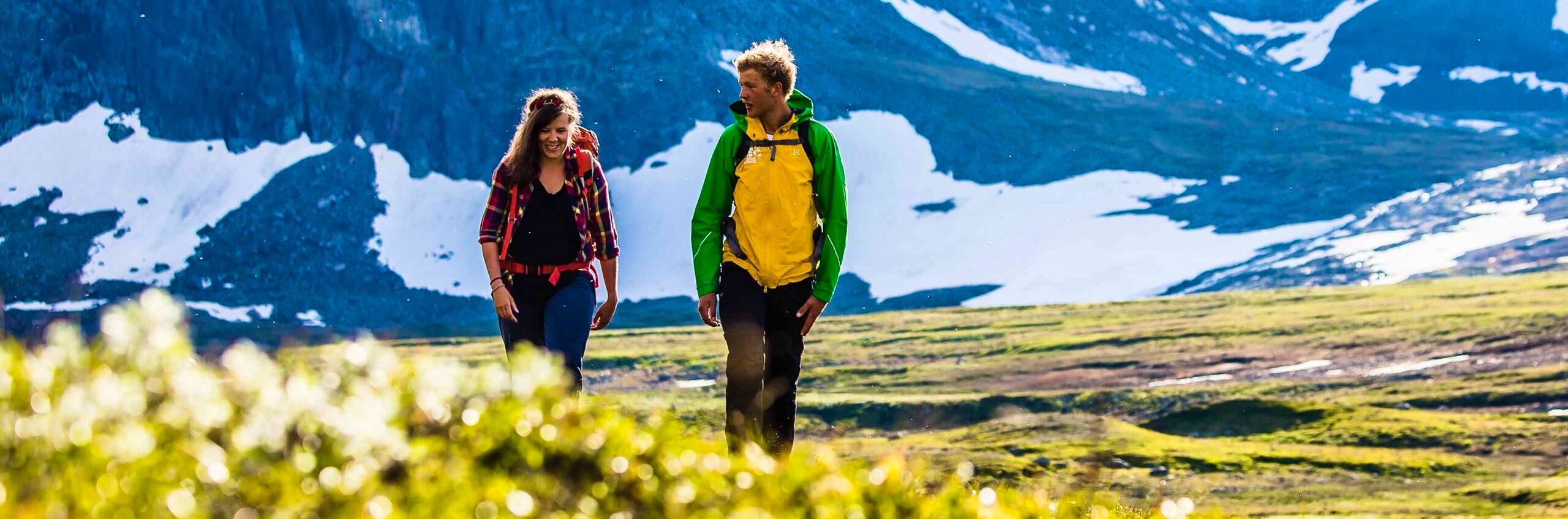 Two hikers in the mountains in Kebnekaise.